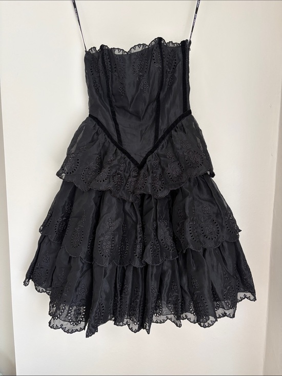 Betsey Johnson Dresses & Skirts - Betsey Johnson Black Strapless Eyelet Tiered Mini Dress